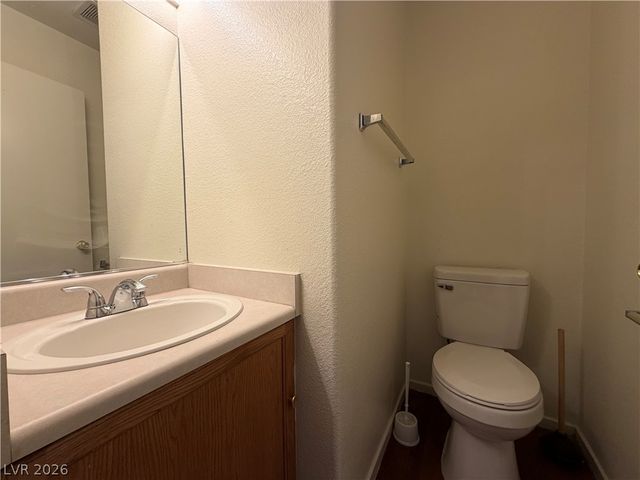 2500 Sierra Bello Avenue 102, Las Vegas, NV 89106
