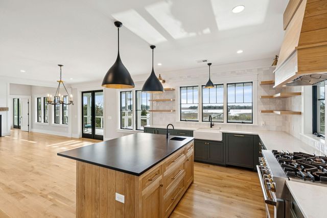 8107 Doar Road, Awendaw, SC 29429