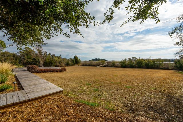 8107 Doar Road, Awendaw, SC 29429