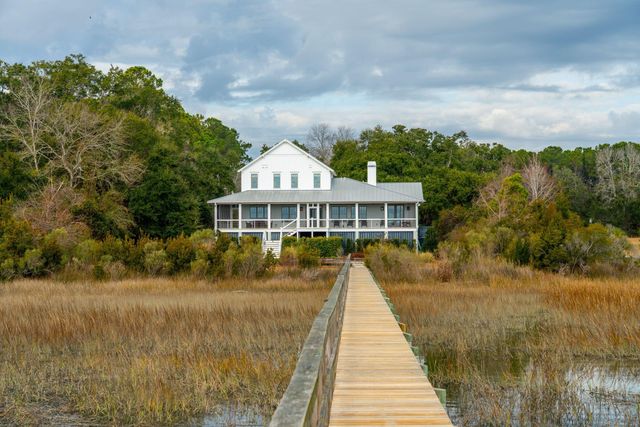 8107 Doar Road, Awendaw, SC 29429