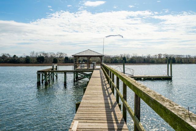 8107 Doar Road, Awendaw, SC 29429