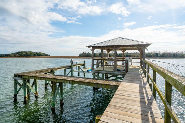 8107 Doar Road, Awendaw, SC 29429