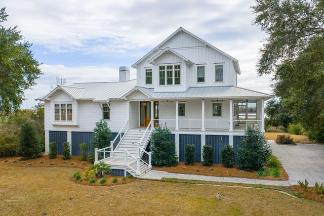 8107 Doar Road, Awendaw, SC 29429