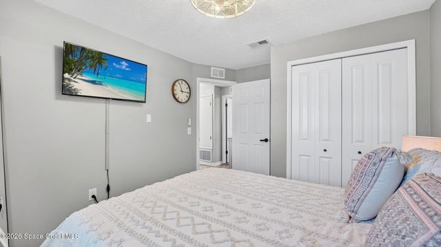 425 Via Valencia Court, Merritt Island, FL 32953