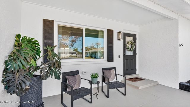 425 Via Valencia Court, Merritt Island, FL 32953