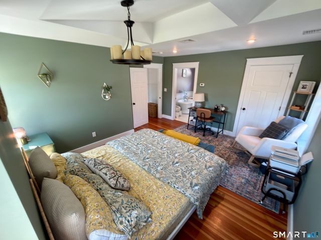 112 Seabreeze Avenue, Milford, CT 06460