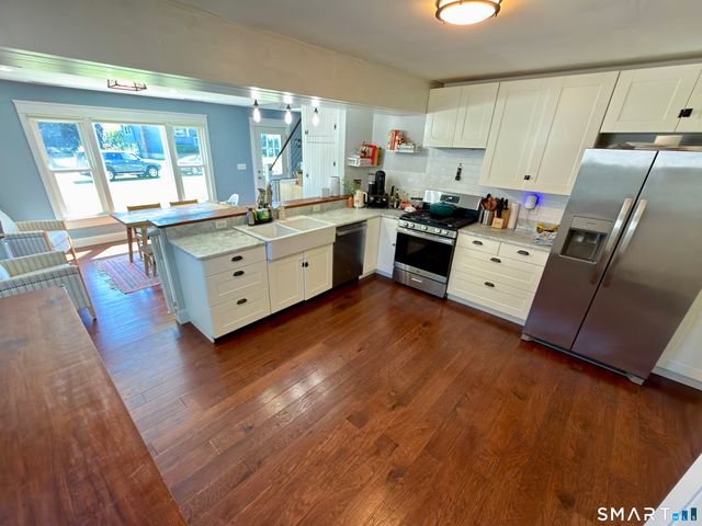 112 Seabreeze Avenue, Milford, CT 06460