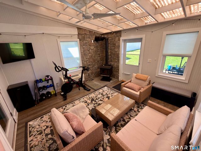112 Seabreeze Avenue, Milford, CT 06460