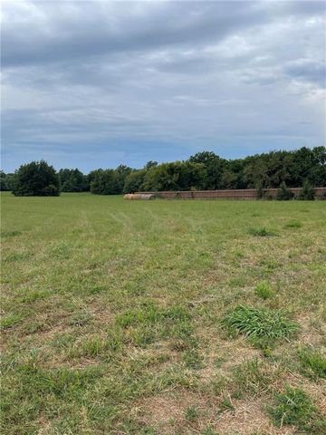 Jackson Street, El Dorado Springs, MO 64744