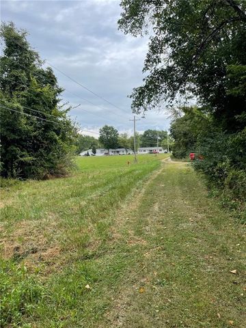 Jackson Street, El Dorado Springs, MO 64744