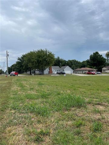 Jackson Street, El Dorado Springs, MO 64744