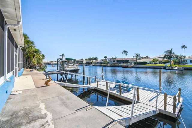 5050 PORPOISE PLACE, New Port Richey, FL 34652