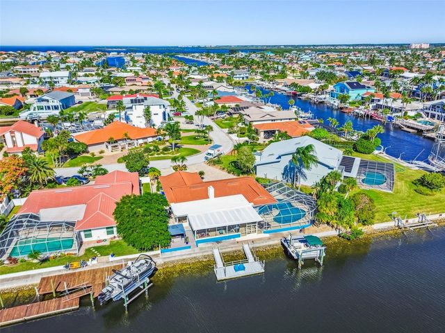 5050 PORPOISE PLACE, New Port Richey, FL 34652