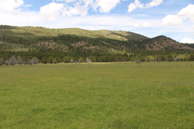 23411 W Langell Valley Road, Bonanza, OR 97623