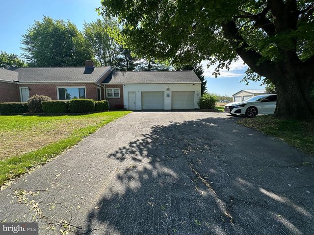 7224 ANGLE ROAD, Chambersburg, PA 17202
