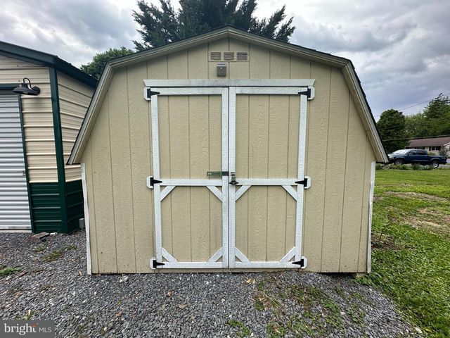 7224 ANGLE ROAD, Chambersburg, PA 17202