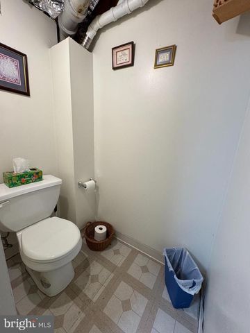 154 WYNDMOOR RD, Havertown, PA 19083