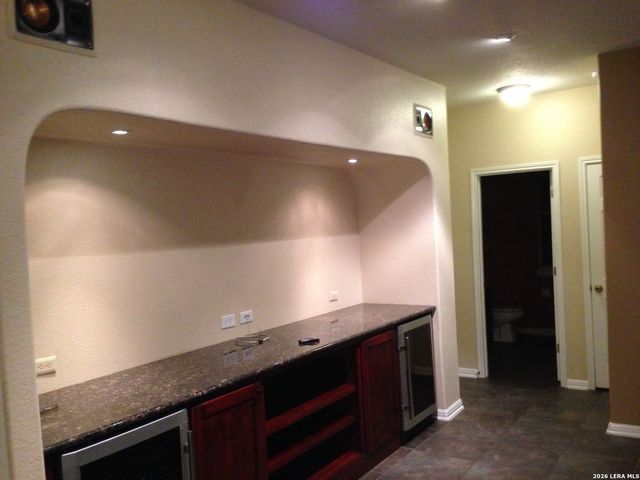 8206 Piney Wood Run, San Antonio, TX 78255