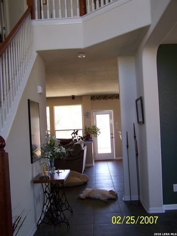8206 Piney Wood Run, San Antonio, TX 78255