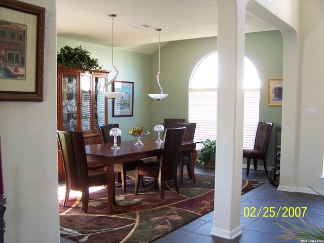 8206 Piney Wood Run, San Antonio, TX 78255