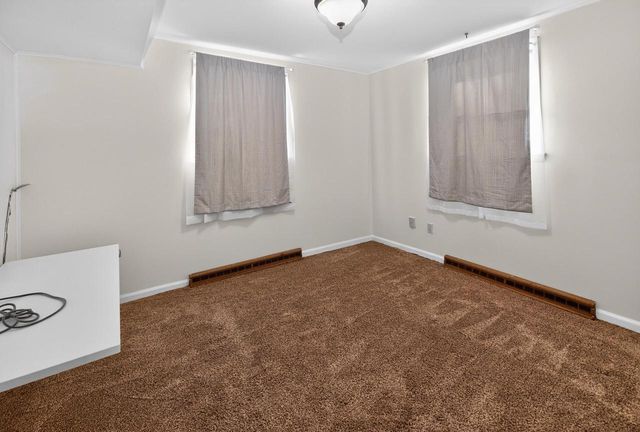 9605 W Fiebrantz AVENUE, Wauwatosa, WI 53222