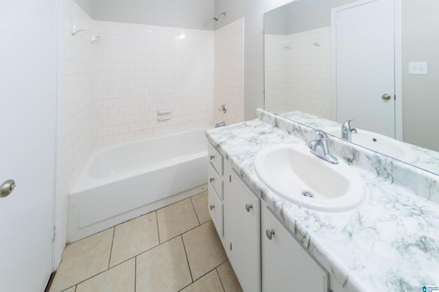 406 Skyview Dr Apt K, Birmingham, AL 35209