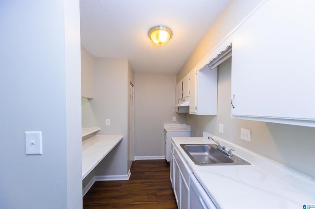 406 Skyview Dr Apt K, Birmingham, AL 35209