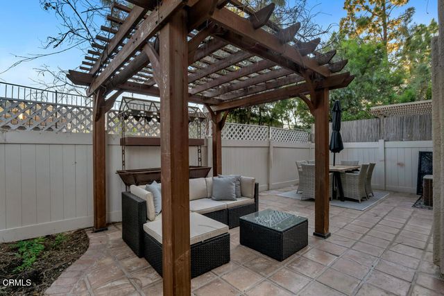 1092 Amberton Lane, Newbury Park, CA 91320