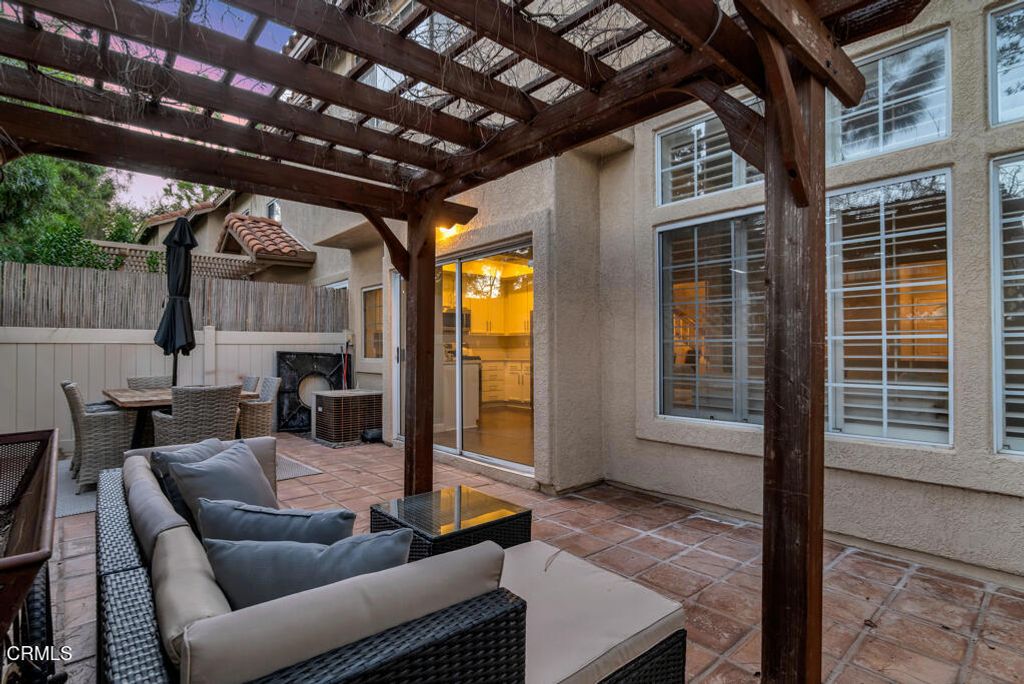 1092 Amberton Lane, Newbury Park, CA 91320 — photo 4