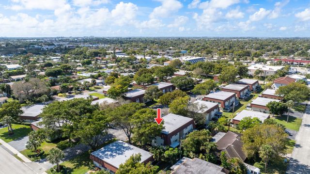2015 NE 32nd Ct 25, Pompano Beach, FL 33064