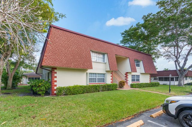 2015 NE 32nd Ct 25, Pompano Beach, FL 33064