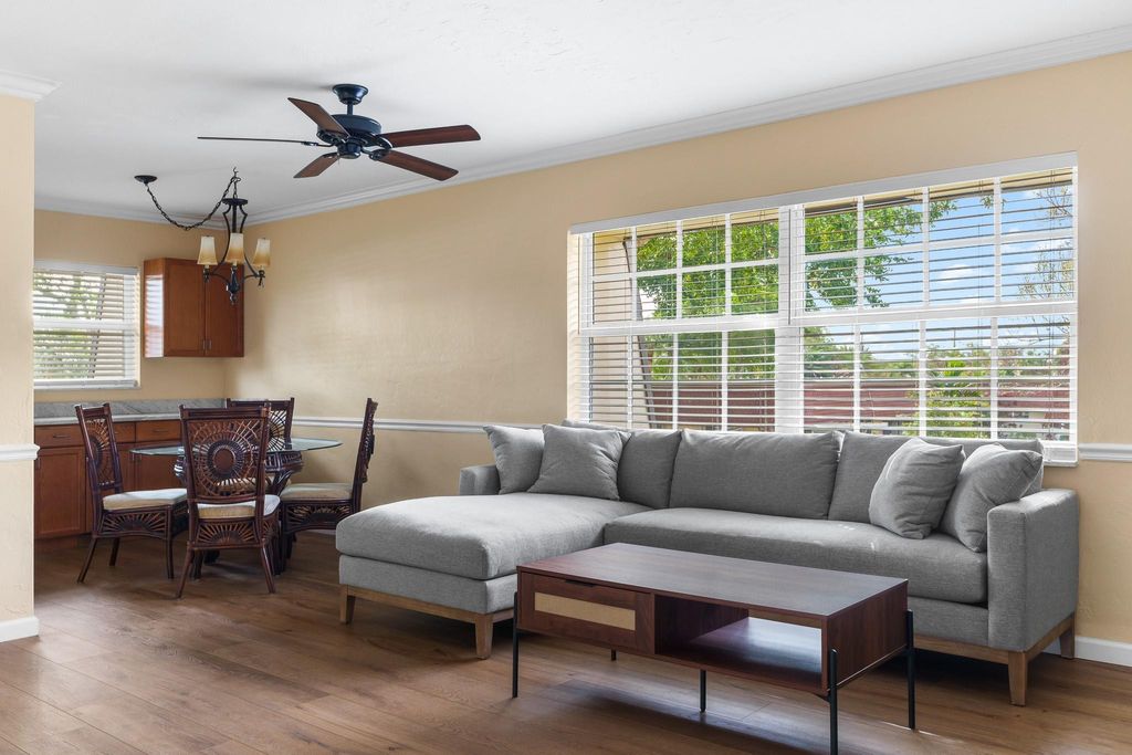 2015 NE 32nd Ct 25, Pompano Beach, FL 33064