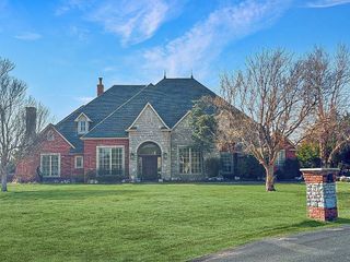 5100 Cedar Ridge Drive, Edmond, OK 73025