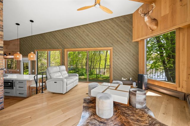 2135 Derfla Drive, Saint Joseph, MI 49085