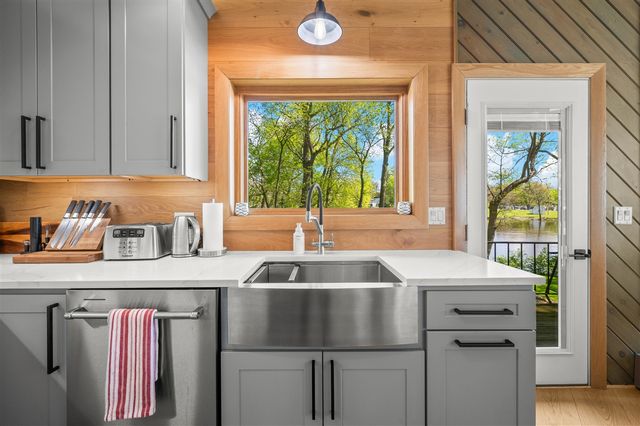 2135 Derfla Drive, Saint Joseph, MI 49085