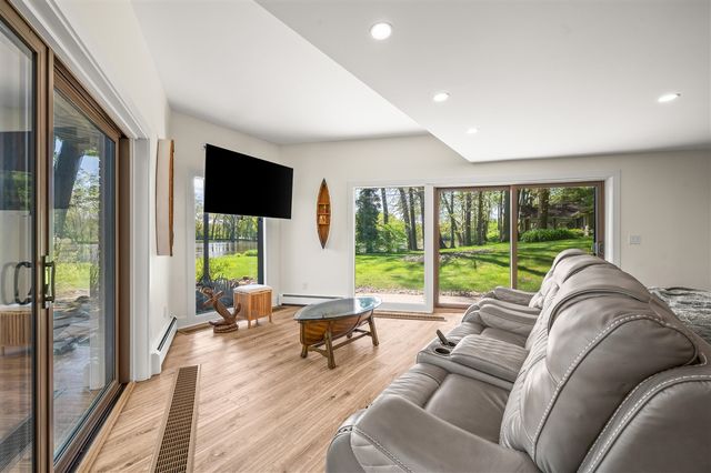 2135 Derfla Drive, Saint Joseph, MI 49085
