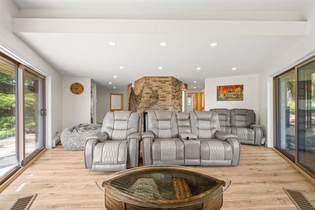2135 Derfla Drive, Saint Joseph, MI 49085