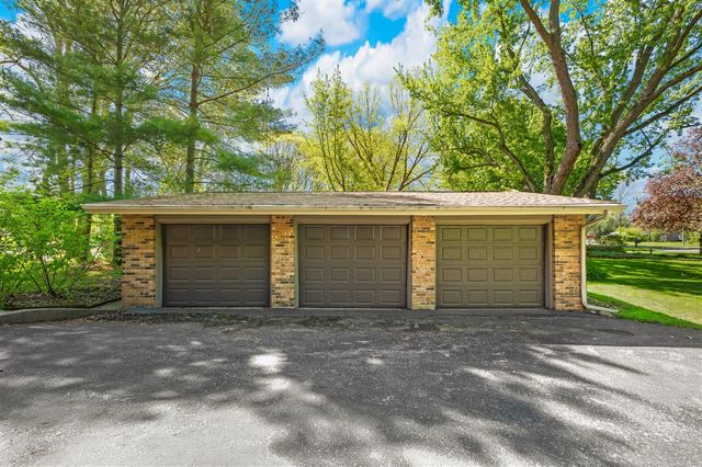 2135 Derfla Drive, Saint Joseph, MI 49085