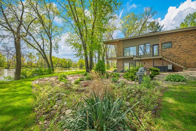 2135 Derfla Drive, Saint Joseph, MI 49085