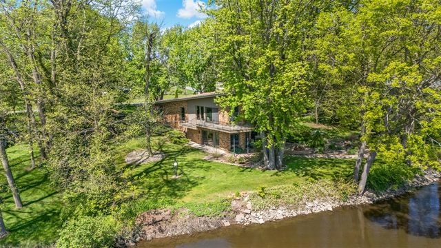 2135 Derfla Drive, Saint Joseph, MI 49085