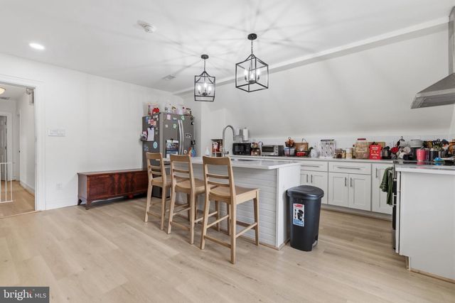 1564 EDGE HILL RD, Abington, PA 19001