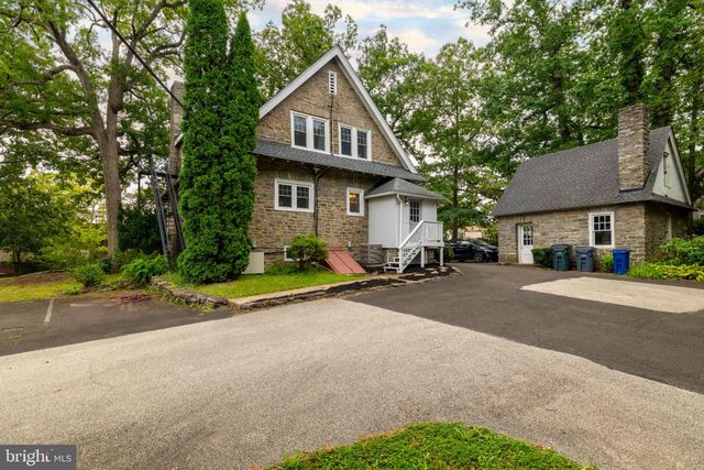 1564 EDGE HILL RD, Abington, PA 19001