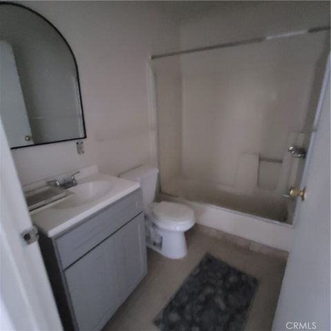 2632 W 16th, Los Angeles, CA 90019