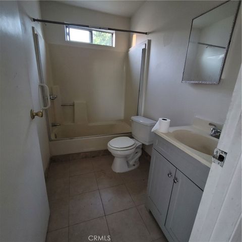 2632 W 16th, Los Angeles, CA 90019