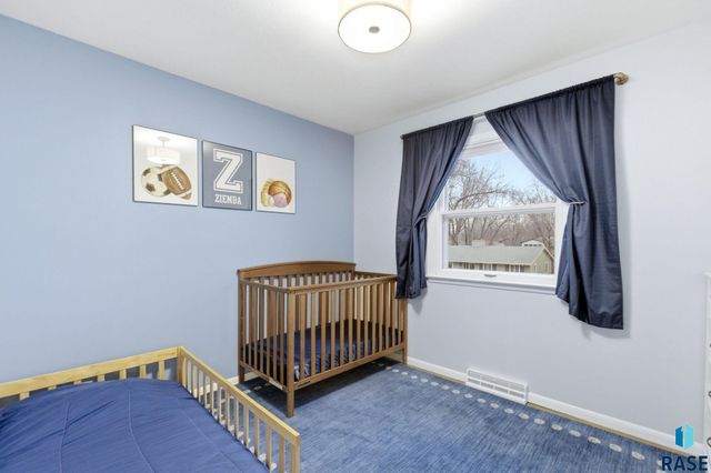 1405 E Otonka Trl Trail, Sioux Falls, SD 57103