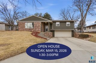 1405 E Otonka Trl Trail, Sioux Falls, SD 57103