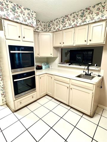 14213 Lost Meadow Lane, Houston, TX 77079