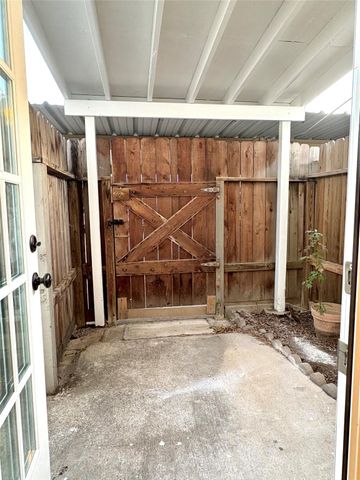 14213 Lost Meadow Lane, Houston, TX 77079