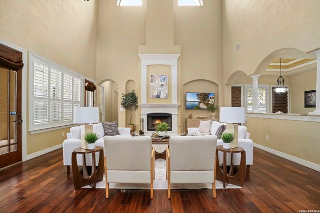 213 Chattington, Castle Hills, TX 78213