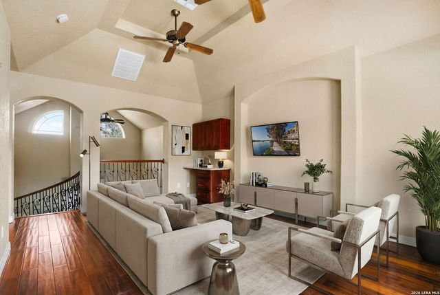 213 Chattington, Castle Hills, TX 78213